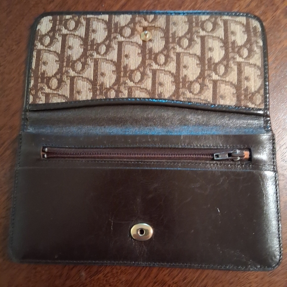 Dior Brown Monogram Key Holder - Picture 12 of 16